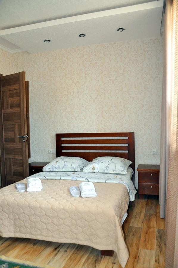 Apartments On Akhalubani St 2 Tbilisi Exterior photo